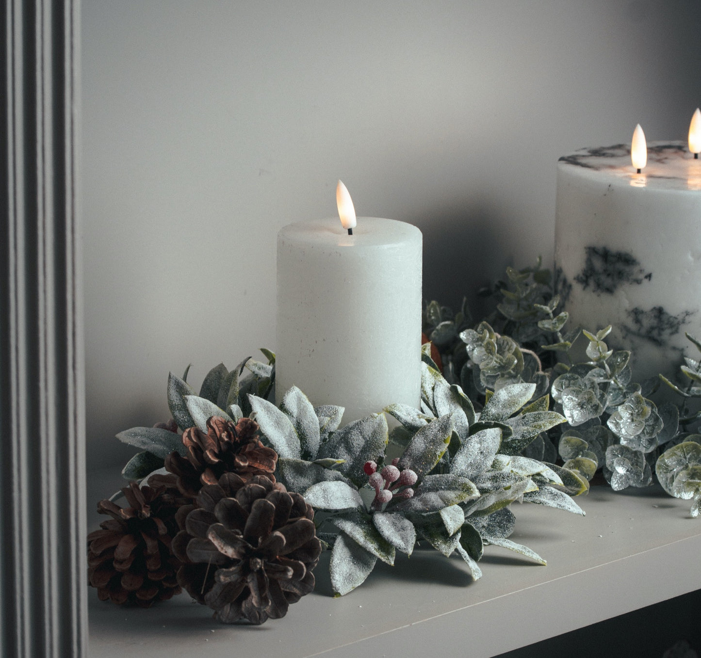 White Ceramic Pot Lamp With Linen Shade