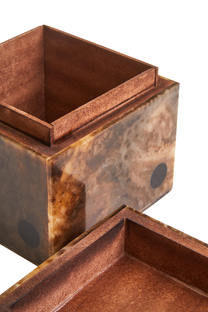 Churchill Games Brown and Black Finish Dice Box With Five Dice