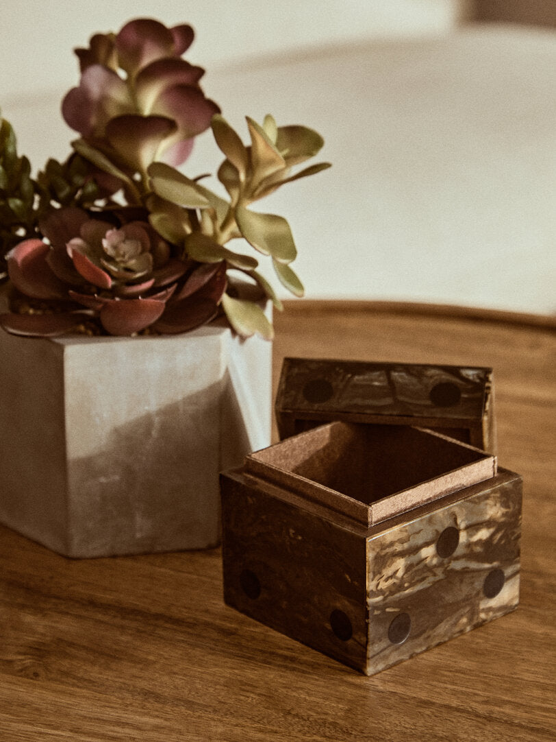 Churchill Games Brown and Black Finish Dice Box With Five Dice